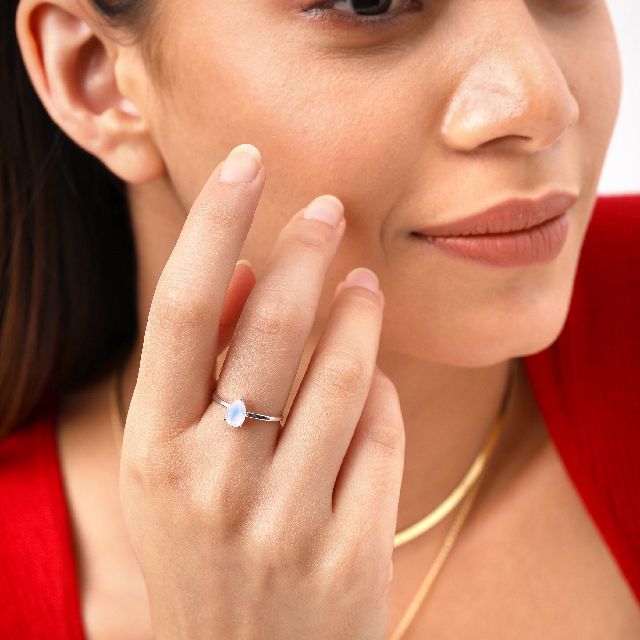 Rainbow Moonstone Ring Nyla - June Birthstone